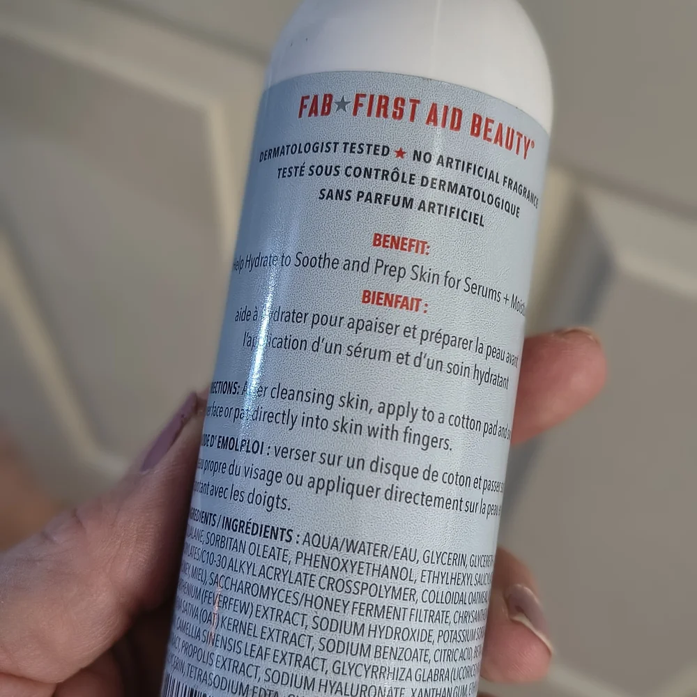 Hydrating Toner Lotion - Picture 2 of 4